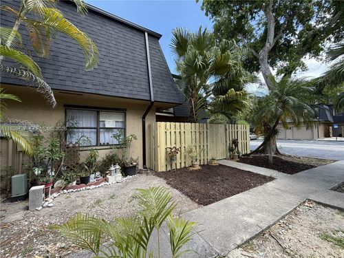 104-14260 Sw 94th Circle Ln, Miami, FL, 33186-7831 | Card Image