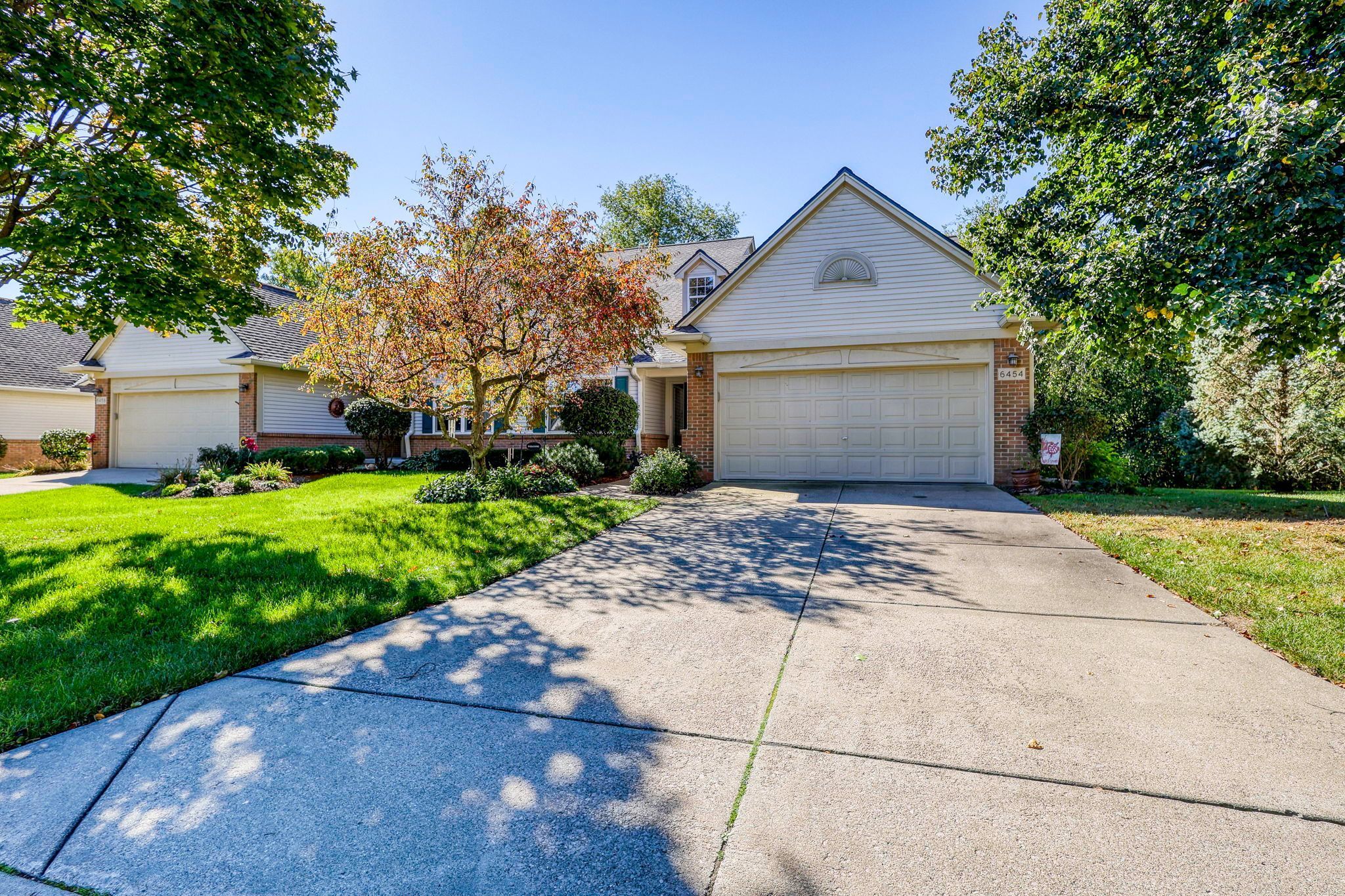 Heron Park Way, Clarkston, MI 48346