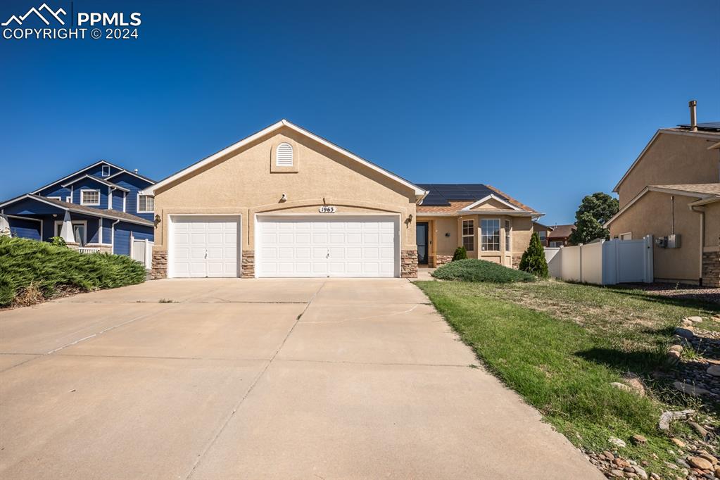 Thrasher Ct, Pueblo, CO 81008