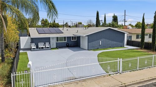 1734 Bainbridge St, Pomona, CA, 91766-5112 | Card Image