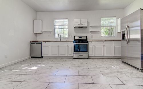 2544 Sol Wilson Ave, Austin, TX, 78702-2435 | Card Image