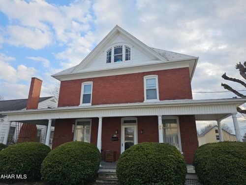 200 Woodlawn Ave, Martinsburg, PA, 16662-1134 | Card Image