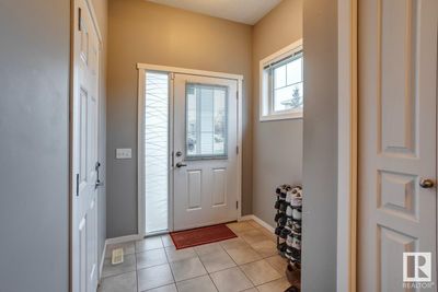 28 - 8209 217 St Nw, Townhouse with 3 bedrooms, 3 bathrooms and 2 parking in Edmonton AB | Image 2