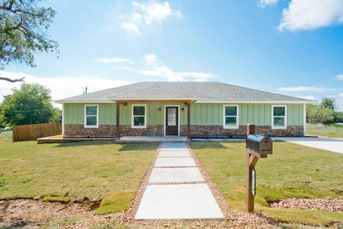 3719 Washington Trl, Granbury, TX, 76048-3077 | Card Image