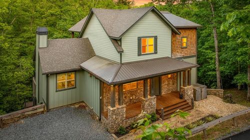 152 N Hiawatha Trl, Blue Ridge, GA, 30513-2106 | Card Image