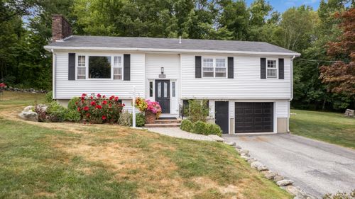 120 Brentwood Drive, Auburn, ME, 04210 | Card Image