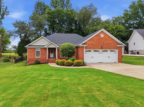 10204 Nissi Way, Soddy Daisy, TN, 37379-5457 | Card Image