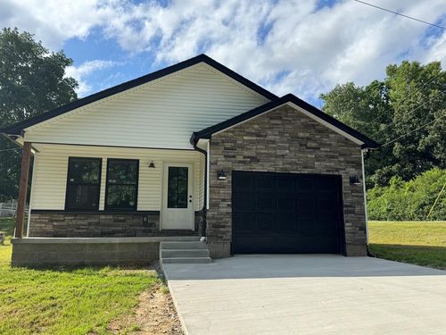 296 Hillview Dr, Cadiz, KY, 42211-9132 | Card Image