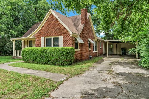 1404 E Tennie St, Gainesville, TX, 76240-5542 | Card Image