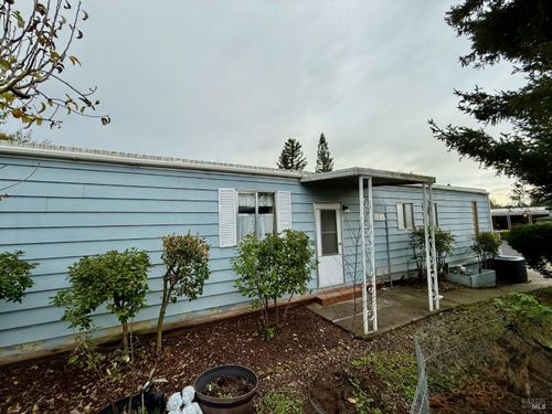 21 Sequoia Cir, Santa Rosa, CA, 95401-4987 | Card Image