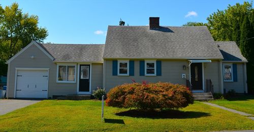 69 Lancaster Ave, West Springfield, MA, 01089-2235 | Card Image
