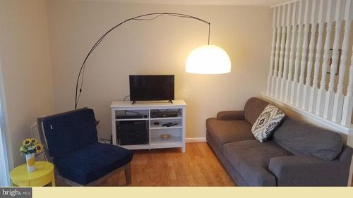 apt-t2-736 Quince Orchard Blvd, GAITHERSBURG, MD, 20878-1537 | Card Image