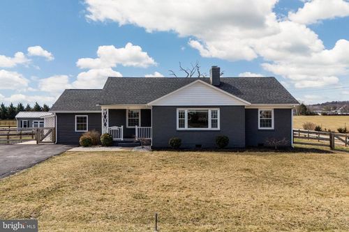 111 Skyview Cir, VERONA, VA, 24482-2641 | Card Image