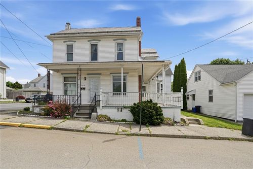 202 S Schanck Ave, Pen Argyl, PA, 18072-1627 | Card Image