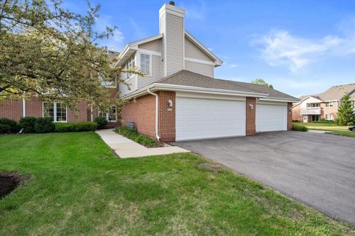 8765 Westlake Drive, Greendale, WI, 53129 | Card Image