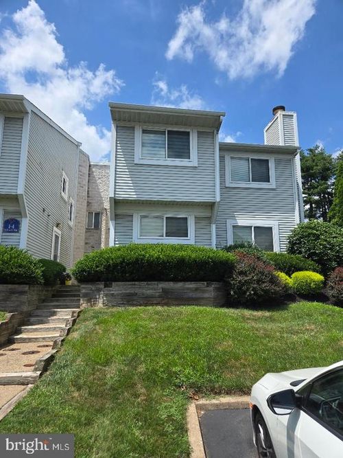 3 Hillcroft Way, Newtown, PA, 18940-2313 | Card Image