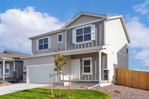 48270 Shetland Dr, Bennett, CO, 80102-7836 | Card Image