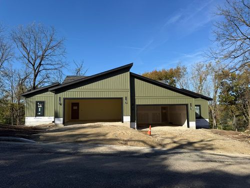 28-225 Whitetail Way, Deerfield, WI, 53531-9713 | Card Image