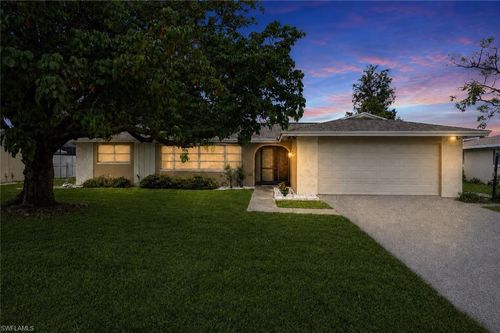 1674 Long Meadow Rd, FORT MYERS, FL, 33919-6811 | Card Image