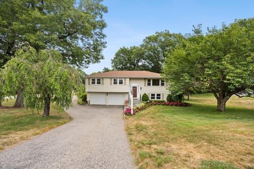 128 Bullard St, Walpole, MA, 02081-4042 | Card Image