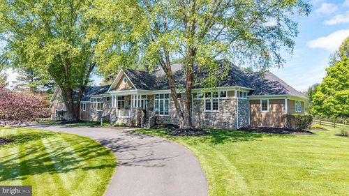 38386 Little River Tpke, MIDDLEBURG, VA, 20117-2910 | Card Image