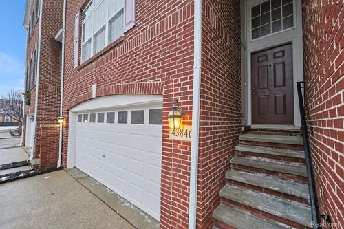 43846 Cherry Grove Ct E, Canton, MI, 48188-5277 | Card Image