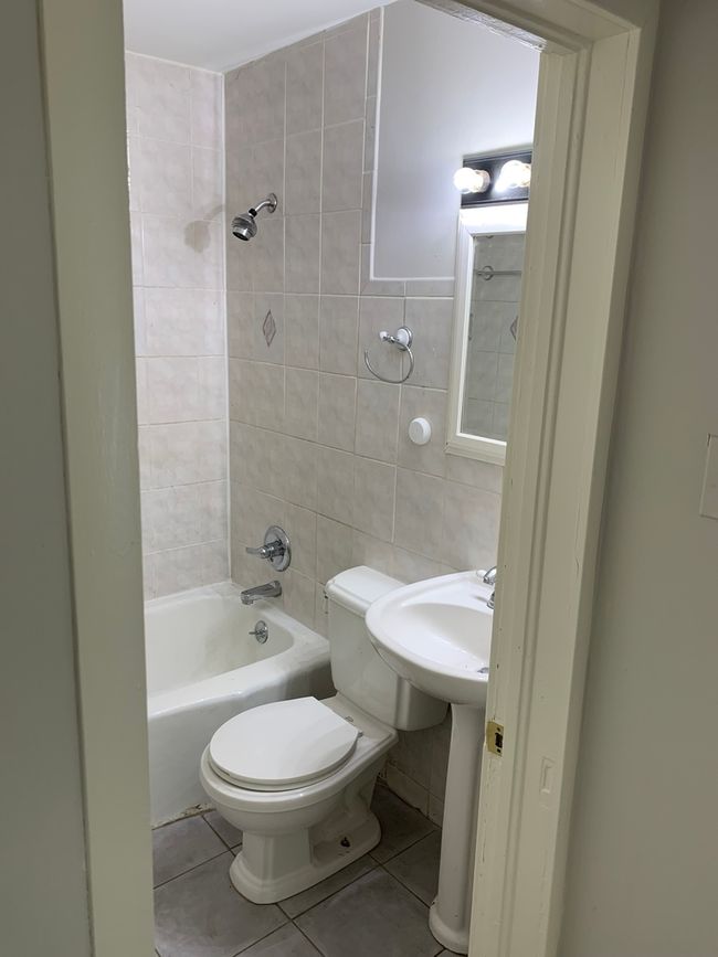16727 Dixie Hwy, House other with 2 bedrooms, 1 bathrooms and 2 parking in Hazel Crest IL | Image 23
