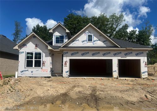 7832 Trailside Ct, West Bloomfield, MI, 48323-4020 | Card Image