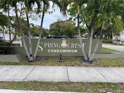 203 - 4235 N University Dr, Condo with 3 bedrooms, 2 bathrooms and null parking in Sunrise FL | Image 2