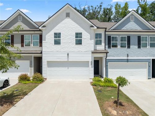 35 Buckingham Ln, Hoschton, GA, 30548-2316 | Card Image