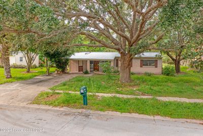 1802 Madison Avenue, House other with 3 bedrooms, 2 bathrooms and null parking in Melbourne FL | Image 1