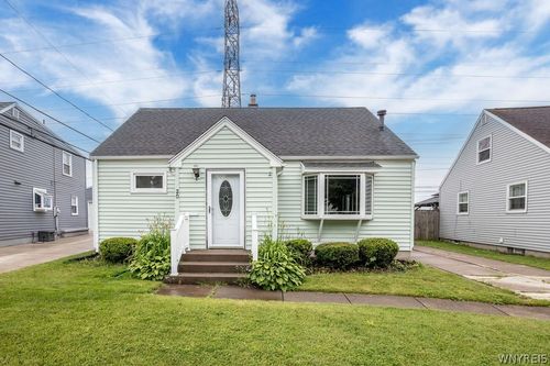 20 Nicholas Dr S, Tonawanda, NY, 14150-6110 | Card Image