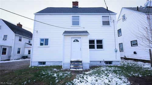 1372 Maryland Ave Sw, Canton, OH, 44710-2262 | Card Image