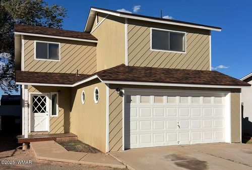 806 Henderson St, Winslow, AZ, 86047-2310 | Card Image