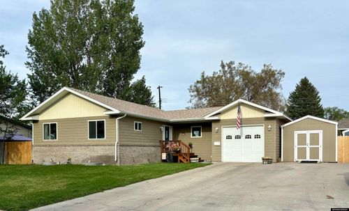 819 Rose Marie Dr, Riverton, WY, 82501-3031 | Card Image