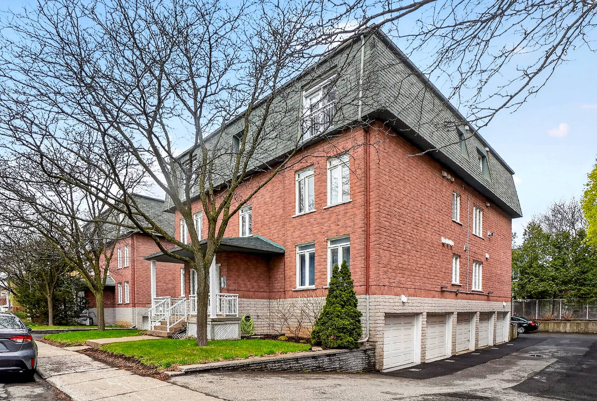 Residential in Longueuil (Le Vieux-Longueuil)