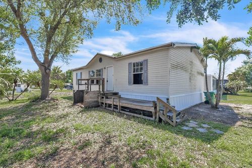 1425 Hickory Ave, PUNTA GORDA, FL, 33950-6241 | Card Image