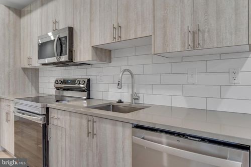 apt-a-3221 N 13th St, PHILADELPHIA, PA, 19140-5201 | Card Image