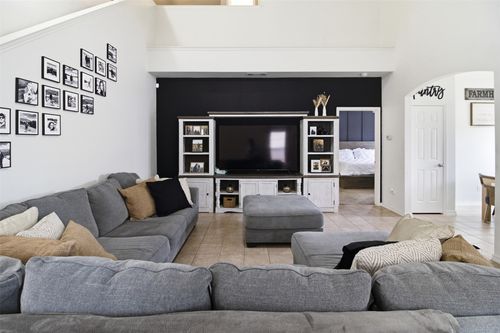 4105 Tiburon St, Fort Worth, TX, 76106-2609 | Card Image