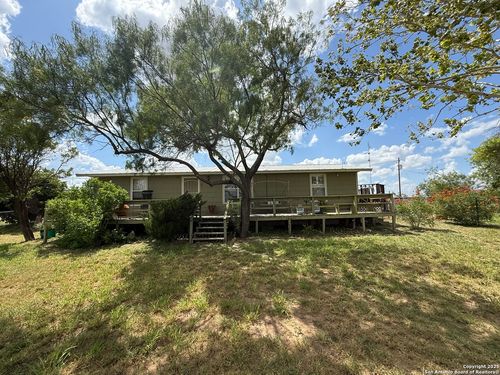 2542 Pena St, Carrizo Springs, TX, 78834 | Card Image