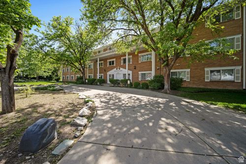 apt-21-2760 S Highland Dr, Salt Lake City, UT, 84106-3182 | Card Image