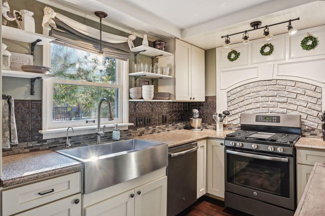 Up close look at many of the updates completed in the kitchen. | Image 14