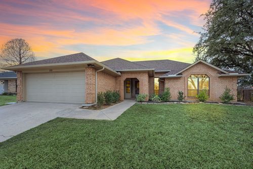 133 Springhill Dr, Hurst, TX, 76054-2214 | Card Image