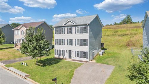 416 Old Fort Rd, Rocky Mount, VA, 24151-2037 | Card Image