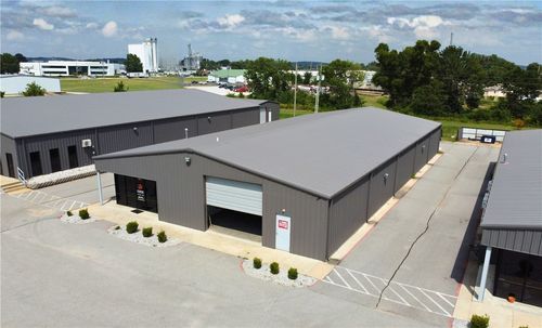 2087 Long Street, Springdale, AR, 72764 | Card Image