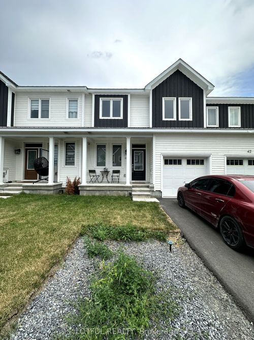 44 Chasing Grove, Richmond, ON, K0A2Z0 | Card Image