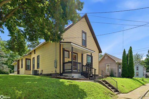 1216 Doemland St, Burlington, IA, 52601-2610 | Card Image