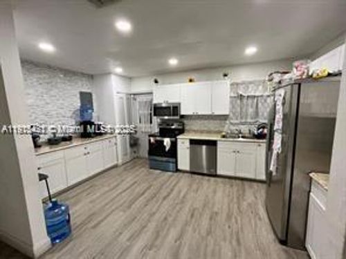 220 N 66th Ave, Hollywood, FL, 33024-7614 | Card Image