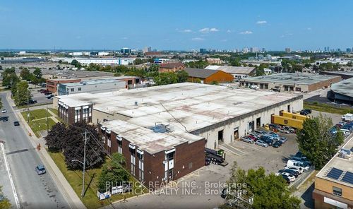 2-53 Bakersfield St, North York, ON, M3J1Z4 | Card Image