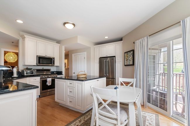 UNIT-170 - 71 Starboard Dr, Condo with 2 bedrooms, 2 bathrooms and 2 parking in Tiverton RI | Image 4